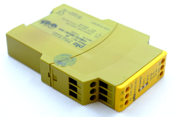 Pilz PNOZ x2.1 2s (774306) Sicherheitsschaltgerät, Safety relay