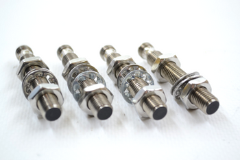 Balluff BES01AW - BES 516-324-S49-C Set of 4 Inductive sensors