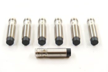 Balluff BES01PY | BES M12MD-PSC80F-S04G Set of 7 Inductive sensors