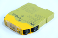Pilz PNOZ s3 24VDC 2 n/o (750103) Safety relay