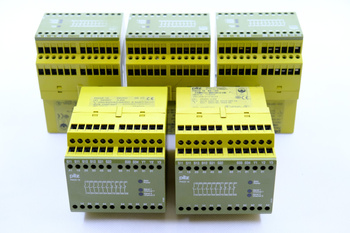 Pilz PNOZ 10 6s/4ö (774009) Safety relays set of 5 pieces