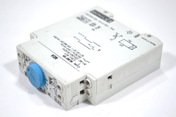 Crouzet M2A 88882104 Time Relay