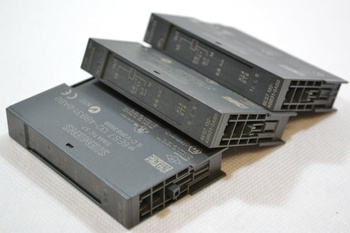 Siemens 6ES7132-4BB31-0AB0 SIMATIC DP x 3 pieces electronic modules for ET 200S