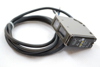 Omron E3S-CL1 Photoelectric Sensor