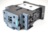 Siemens 3RT2025-1BB40 Power contactor NEW!