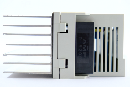 KUKA / Lenze KSD1-16 | 00-105-350 | E93DA552I4B531 Servo Drive Module