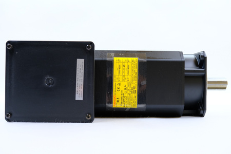 Fanuc A06B-0851-B100 model: Alpha 1.5 AC Spindle Servo Motor Servomotor NEW!
