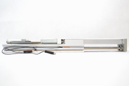 Festo SLT-20-150-A-CC-B (197908) Mini Slide Cylinder + 2 x Näherungssensoren