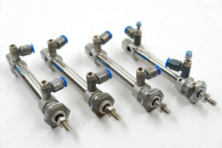 Festo DSNU-12-40-PPV-A (193988) + DSNU-12-40-P-A (19191) Satz mit 4 Normzylinder