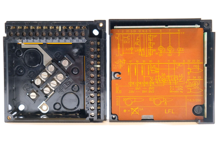 Landis & Gyr LFL1.635 ser. 01 Gas Burner Control