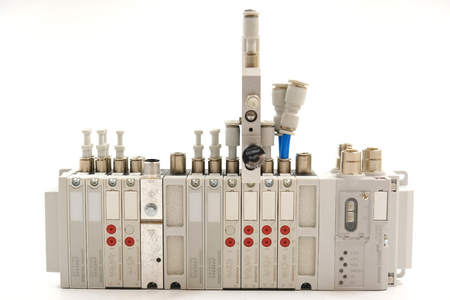 Aventics PLC: 42-U4 R480796735 x 1 + AES-D-BC-ECAT R412018225 Układ pneumatyczny