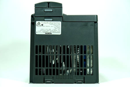 Siemens Micromaster 420 6SE6420-2AD25-5CA1 Inverter Frequency Converter