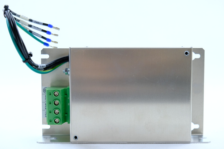 Schneider Electric VW3A4422 EMV-Filter, 15A, 3-phasig