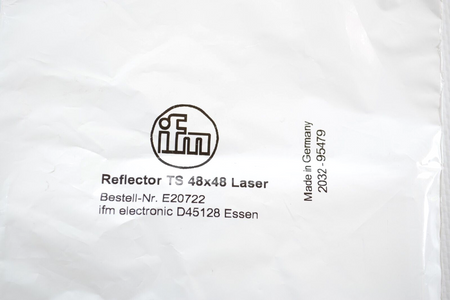 IFM E20722 x 2 units Reflector for laser retro-reflective light barriers NEW!