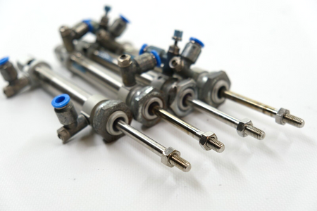 Festo DSNU-12-40-PPV-A (193988) + DSNU-12-40-P-A (19191) Satz mit 4 Normzylinder
