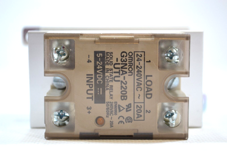 Omron G3NA-220B-UTU + Y92B-N50 Solid State Relay SSR