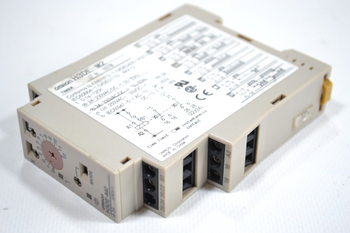 Omron H3DE-M2 Time Relay