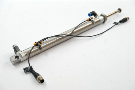 Festo DSNU-25-270-PPV-A (14322) Standard cylinder + 2 proximity sensors