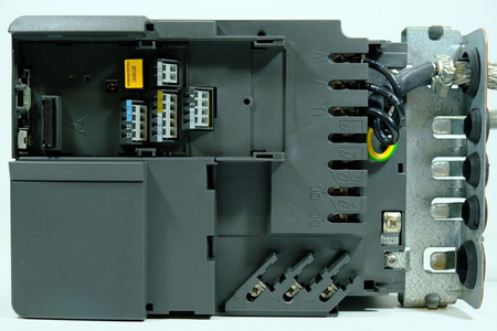 Siemens Micromaster 420 6SE6420-2AD25-5CA1 Frequenzumrichter mit Panel & Filter