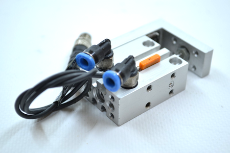 Festo SLS-6-10-P-A (170486) Mini-Schlitten Mini slide + Näherungssensor