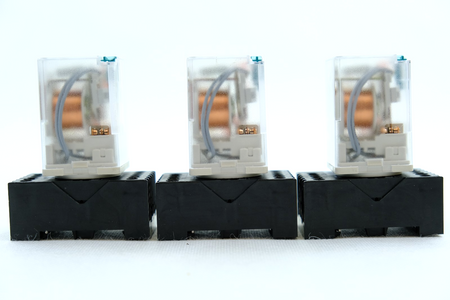 LA TELE RT2.3.024L R15WT 3PDT Impulse relay set of 3 pieces