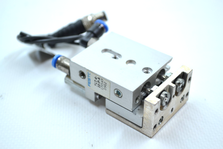 Festo SLT-6-10-P-A (170549) Mini-Schlitten + Näherungssensor