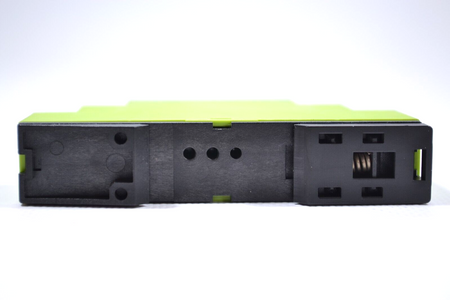 Tele Controls E1ZM1012-240VAC/DC Zeitschaltrelais