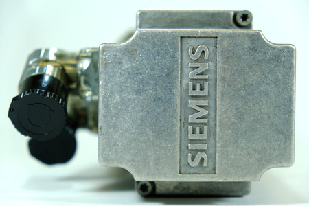 Siemens 1FK7042-5AF71-1EB0 Simotics S Serwomotor Silnik Synchroniczny