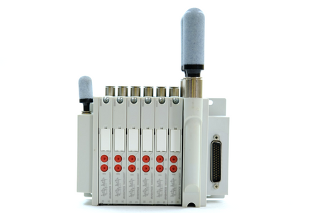 Aventics R480780189 +R422103007 x 6 + R419500477 Pneumatiksystem