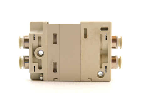 SMC Pneumatics VQ2000-FPG-C8C8 2-Directional valve