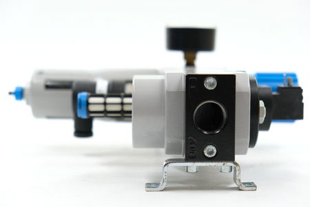 Festo LFR-D-7-MIDI-A + FRM-D-MIDI + HEE-D-MIDI-24 + HEL-D-MIDI Filtr-regulator