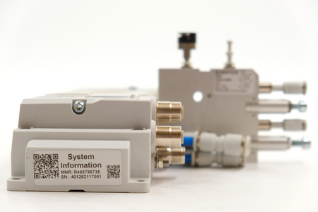 Aventics PLC: 42-U4 R480796735 x 1 + AES-D-BC-ECAT R412018225 Układ pneumatyczny