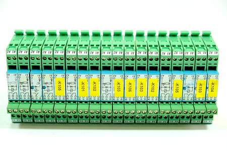 Phoenix Contact EMG10-REL/KSR-G 24/21-LC + Schrack V23057-B0006-A401 x 18 units