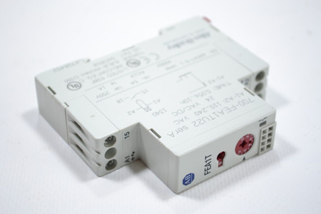 Allen-Bradley 700-FEA1TU22 Time Relay