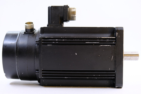 Indramat 090A-0-RD-2-C/110-A-0  AC Servomotor Servo Motor