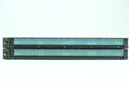 Siemens 6ES7422-1BL00-0AA0 S7 Cyfrowy moduł wyjściowy x 2 Sztuki