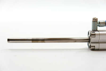 Festo ADVU-16-125-P-A (156001) Kompaktzylinder + 2 Näherungssensoren