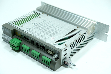 ELAU PacDrive MC-4/11/01/400 id: 13130244 Servo Controller (Schneider)