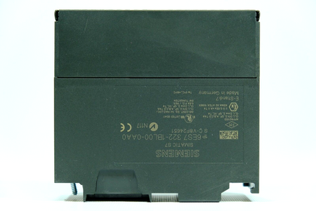 Siemens 6ES7 322-1BL00-0AA0 | 6ES7322-1BL00-0AA0 SIMATIC S7-300 output module