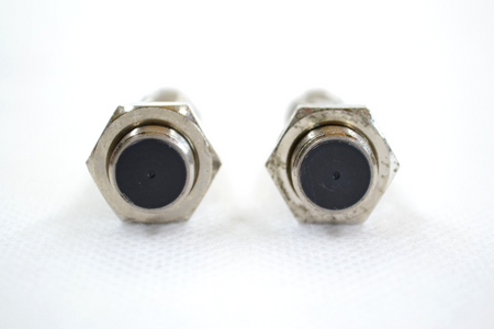 Omron E2A-M12KS04-M1-B1 Induktive Proximity Sensor x 2 Stück