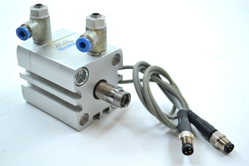 Festo ADN-32-15-I-P-A (536280) Compact cylinder + 2 proximity sensors