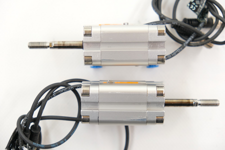 Festo ADVU-12-20-A-P-A (156589) Satz mit 2 Kompaktzylinder