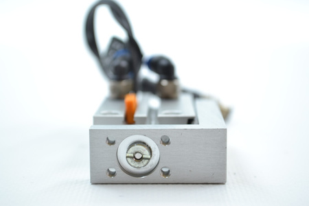 Festo SLS-6-10-P-A (170486) Mini prowadnica+ 2 czujniki zbliżeniowe