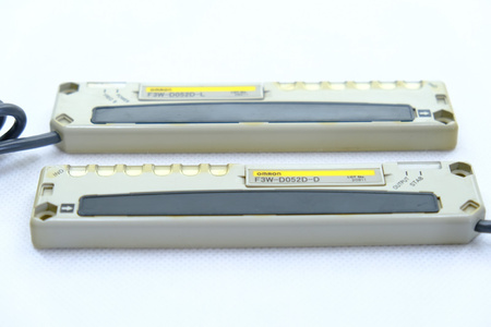 Omron F3W-D052D-D + F3W-D052D-L Czujnik fotoelektryczny, Photoelectric Sensor