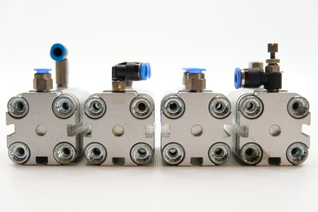 Festo ADVU-25-30-A-P-A (156613) Satz mit 4 Kompaktzylinder