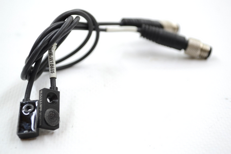 Balluff BES01YM BES R04KC-PSC25F-EP00,3-GS49 Zestaw 2 czujników zbliżeniowych