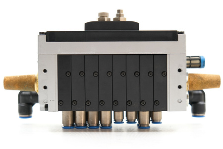 Festo CPV14-GE-FB-8 (18262) + 8 x CPV14-M1H-5LS-1/8 (161360) + CPV-14-VI (18210)