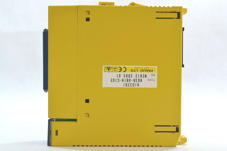 Fanuc A03B-0819-C102 Ein- Ausgangsmodul Leistung Modul