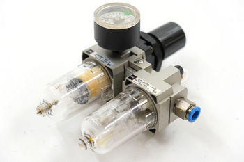 SMC Pneumatics EAW2000-F02 + EAL2000-F02 Filtr-regulator ciśnienia