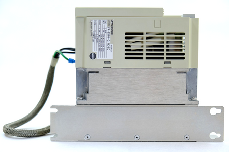 Mitsubishi FR-E540-0.4K-EC + FFR-E540-4,5A-SF1 Frequenzumrichter